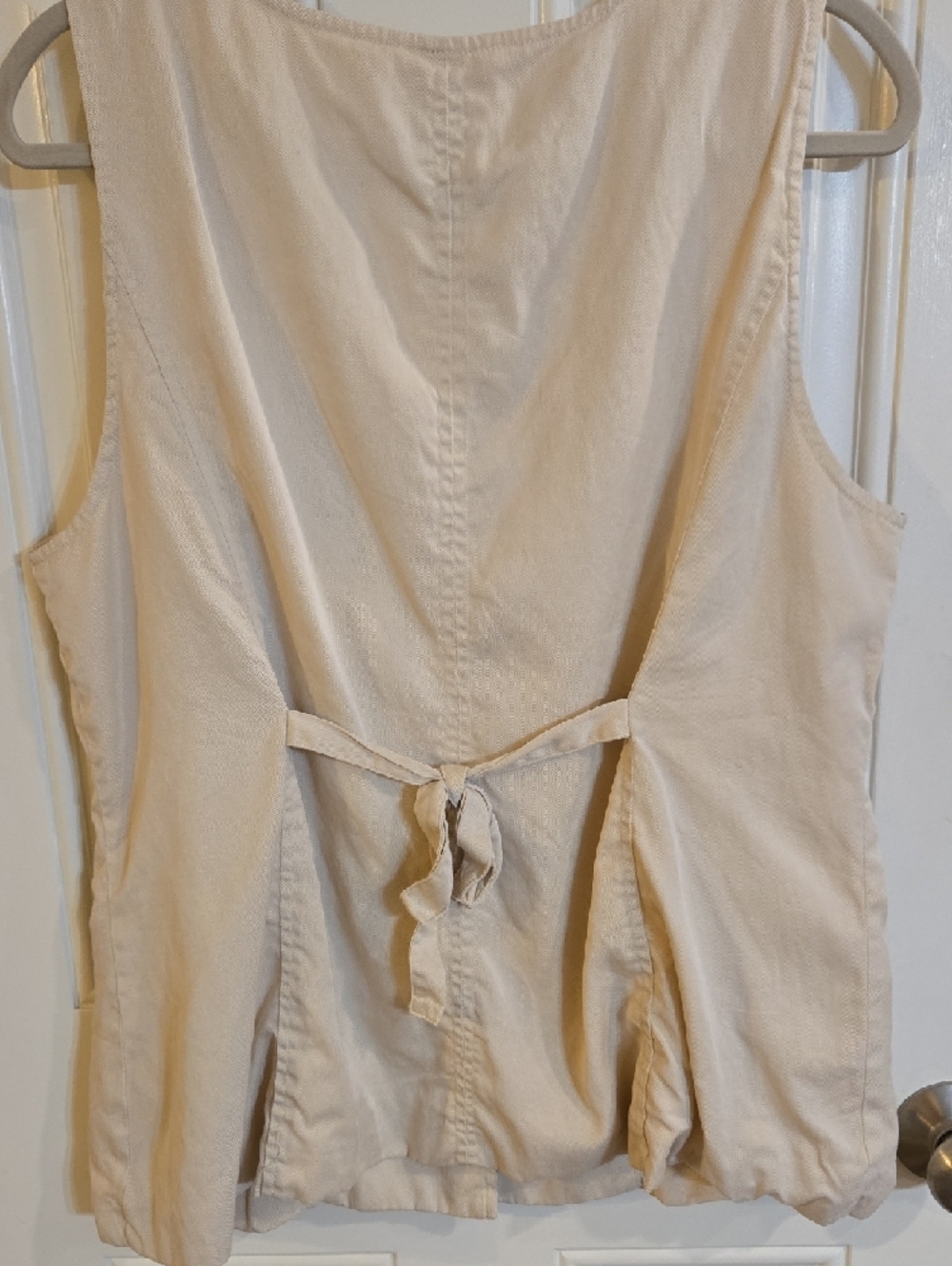 Universal Thread Cream Lightweight Button-Front Vest - Picture 4 of 4